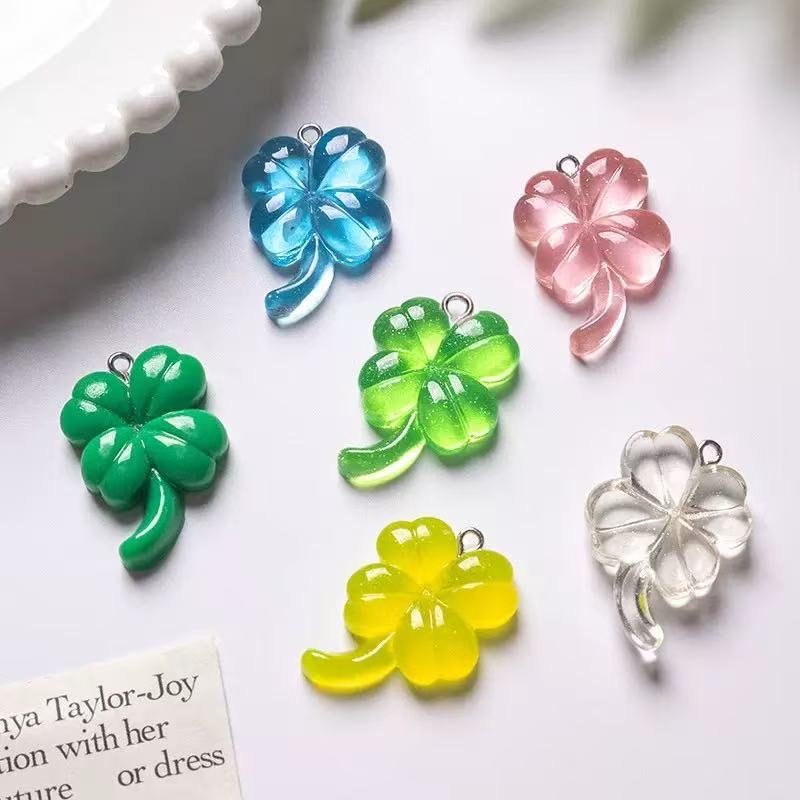 A-(New) C-61  Luminous 4leaf Clover(3pcs/bag(by duck
