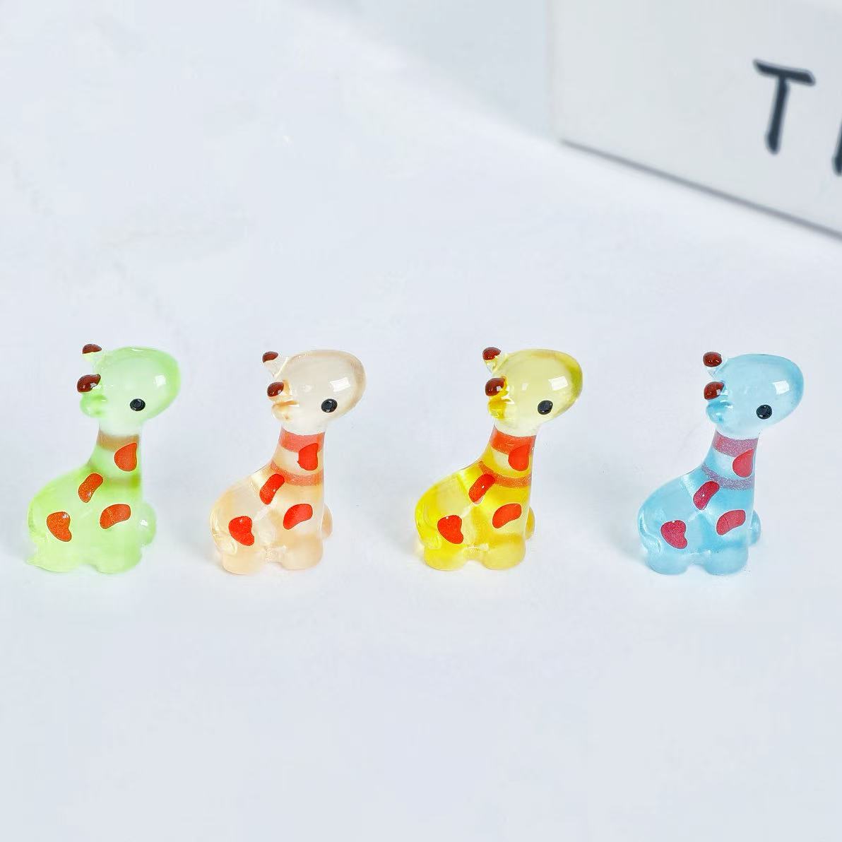C-22 Luminous Giraffe (3pcs/bag(by duck